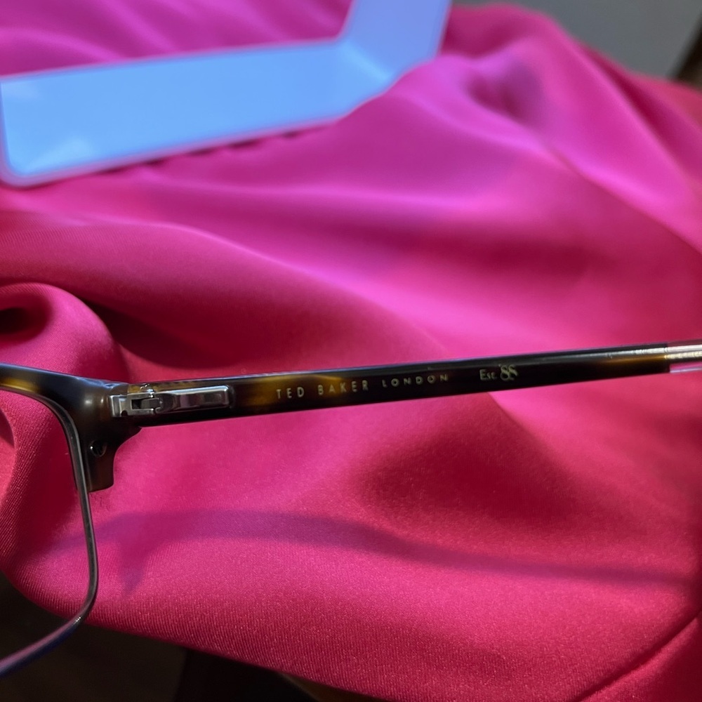 Ted Baker TM506 Eyeglasses Blk - Black Tortoise - Picture 5 of 6